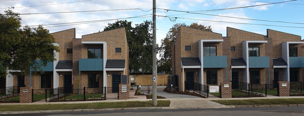 Units-web Specialist House Build